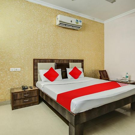 Hotel O Royal Mohali Экстерьер фото