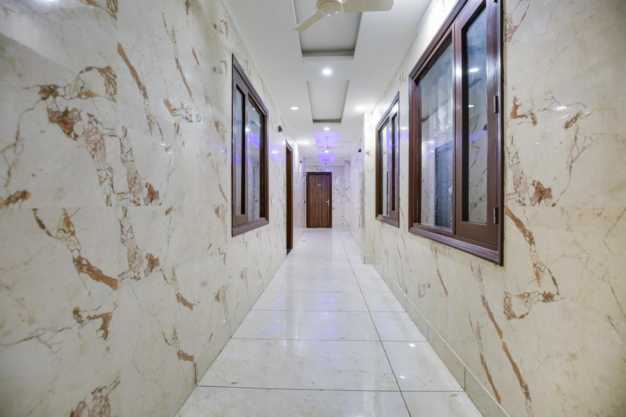 Hotel O Royal Mohali Экстерьер фото