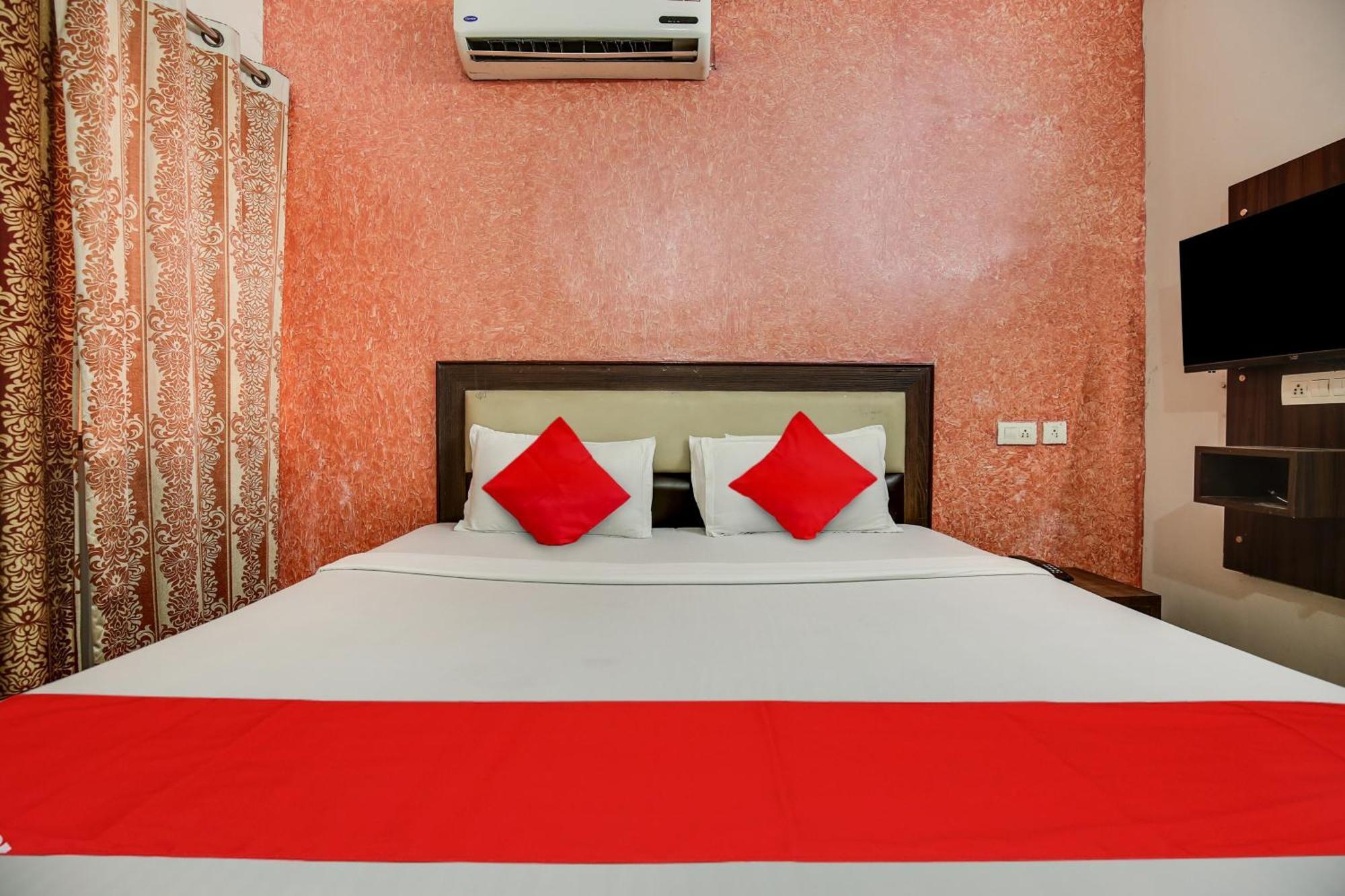 Hotel O Royal Mohali Экстерьер фото