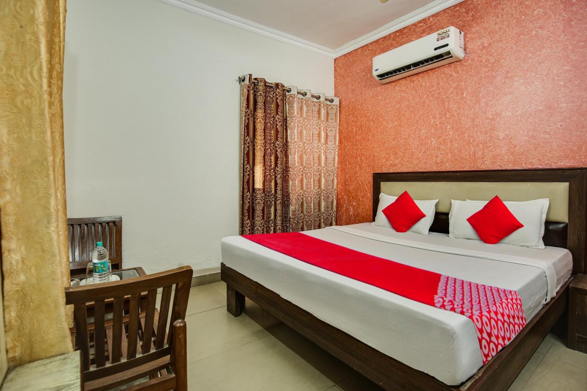 Hotel O Royal Mohali Экстерьер фото